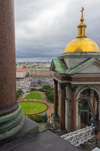 San Petersburgo Rusia Julio 2016 Vista Desde Colonnade Catedral San —  Fotos de Stock