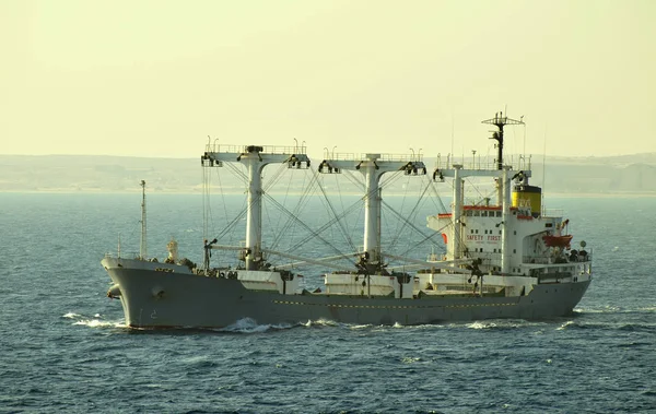 Kargo gemisi yelkenli