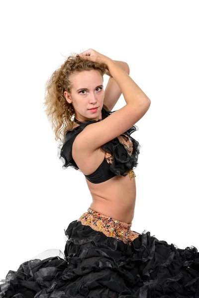 Jeune belle blonde en costume de danse — Photo