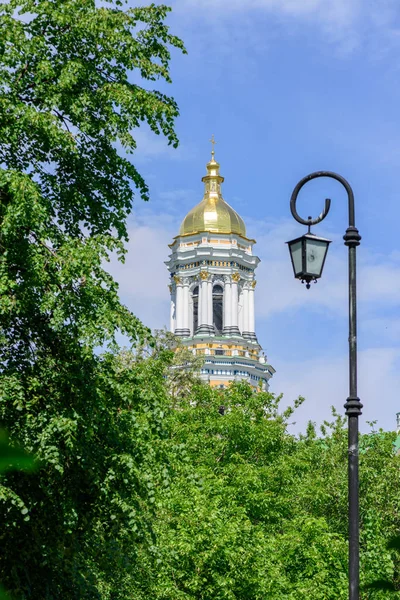 Il campanile principale del Kiev Pechersk Lavra — Foto Stock