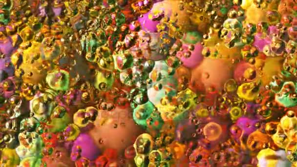 Абстрактный Футуристический Анимированный Фон Перемещения Объемных Цветных Шариков Экраном Заставки — стоковое видео