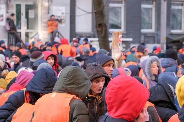 Picchetto di massa vicino alla Banca nazionale dell'Ucraina — Foto Stock