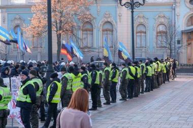 Ukraynalı Verkhovna Rada yakınlarında toplu grev