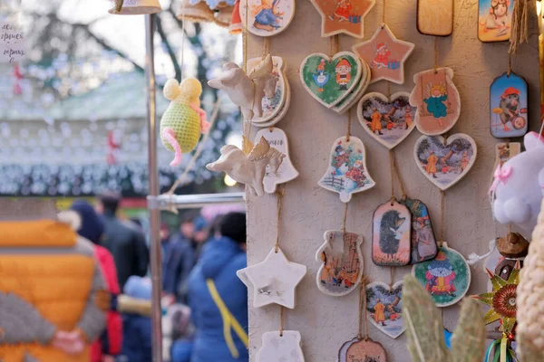 Street handlu świąteczne tradycyjne pamiątki — Zdjęcie stockowe