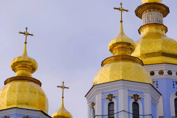 Michailovskij-katedralen i den ortodoxa kyrkan i Kiev — Stockfoto