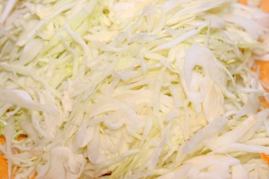 Turşu için öğütücü lahana