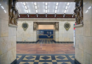 Metro İstasyonu Narvskaya.