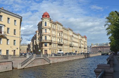 Nehir set of görünümü.