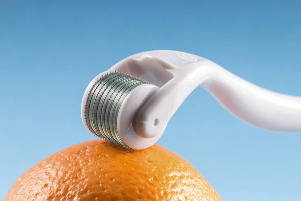 Derma roller için tıbbi mikro terapi iğneleme yöntemlerinin etkinliğinin karşılaştırılması.