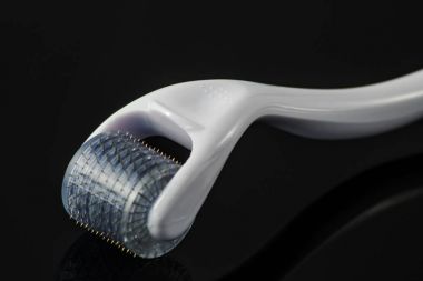 Derma roller for medical micro needling therapy.