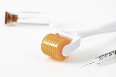 Derma roller için tıbbi mikro terapi iğneleme yöntemlerinin etkinliğinin karşılaştırılması