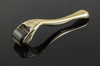 Derma roller için tıbbi mikro terapi iğneleme yöntemlerinin etkinliğinin karşılaştırılması