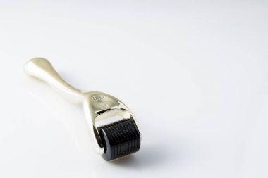 Dermaroller tıbbi Micro terapi iğneleme yöntemlerinin etkinliğinin karşılaştırılması.