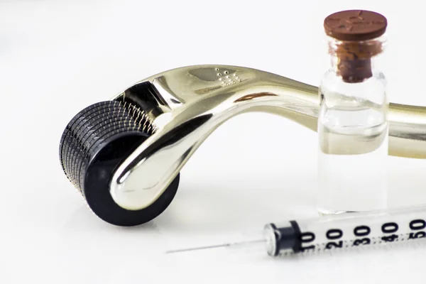 Derma roller voor medische micro needling therap — Stockfoto