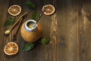 Özel aksesuarları ile yerba dostum