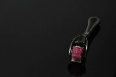 Dermaroller tıbbi Micro terapi iğneleme yöntemlerinin etkinliğinin karşılaştırılması.