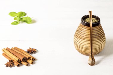 yerba dostum aksesuarları ile
