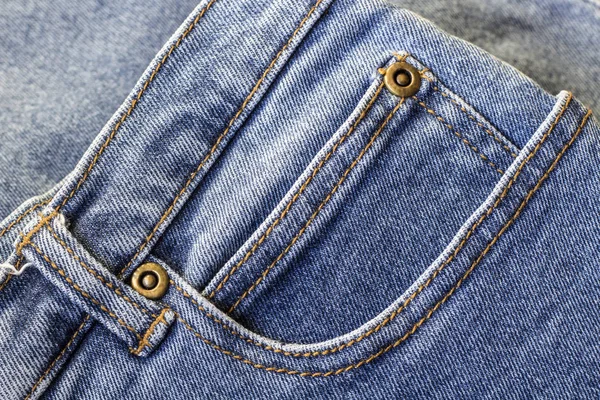 Сині джинси крупним планом — стокове фото