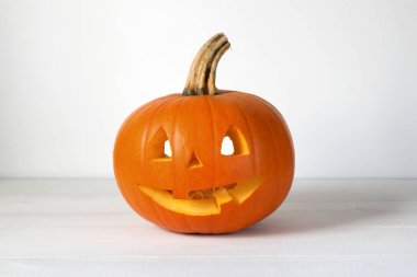 Cadılar Bayramı Balkabağı gülümseyen