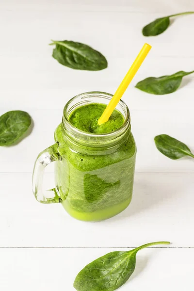Green spinach smoothie — Stock Photo, Image