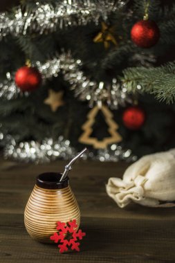 Noel ağacının altında yerba dostum. yerba dostum Noel arka plan