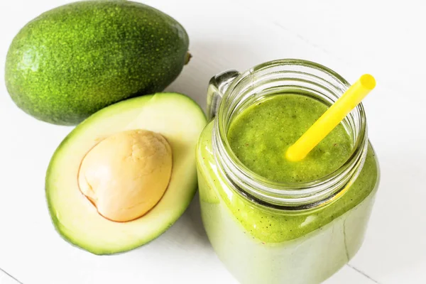 Verse Avocado Smoothie Cocktail Drinken Gezonde Levensstijl Concept — Stockfoto