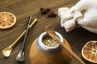 yerba dostum aksesuarları ile