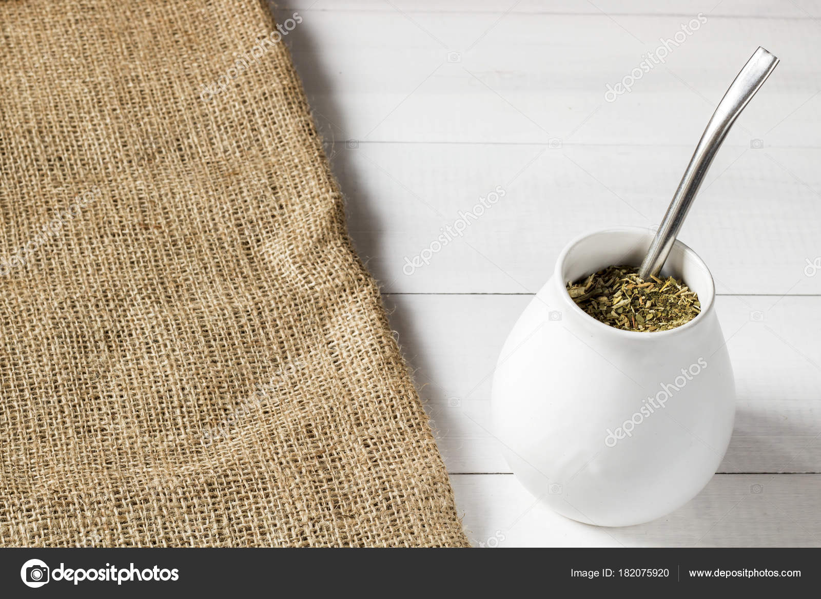 Traditional Yerba Mate Drink Stock Photo by ©marcinm111 182075920