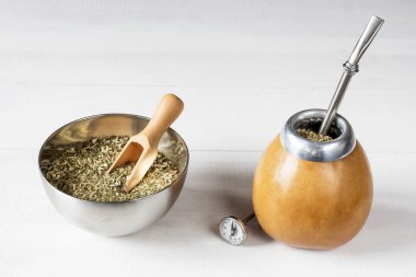 geleneksel yerba dostum içki