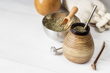 geleneksel yerba dostum içki