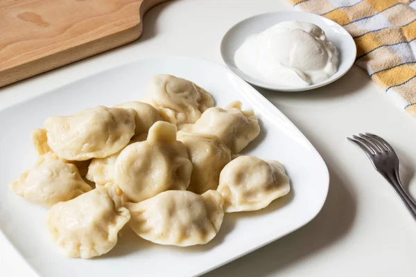 Traditionele Poolse Dumplings Genaamd Pierogi Ruskie — Stockfoto