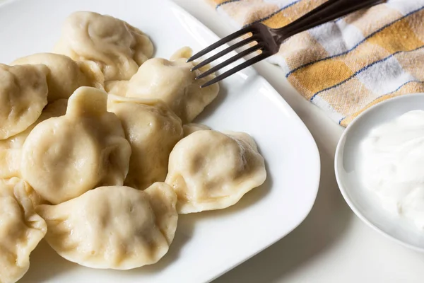 Traditionele Poolse Dumplings Genaamd Pierogi Ruskie — Stockfoto