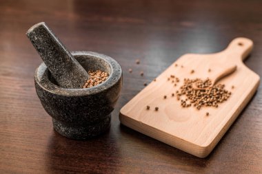 kişniş tohumlu granit harç