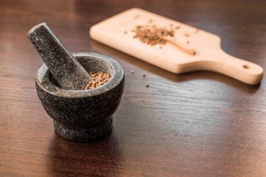 kişniş tohumlu granit harç