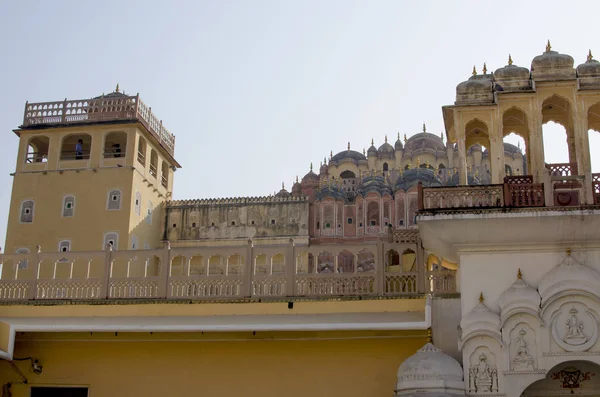 Parte de la construcción del Palacio de los vientos Hava Makhal en Jaipur India — Foto de Stock