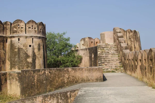 Architecturale constructie een fort Djaygarh in Jaipur-India — Stockfoto