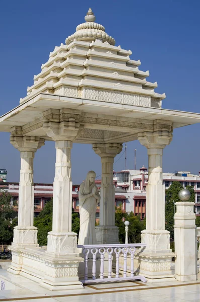 Architectural construction of the temple Birla Mandir to Jaipur India — Stock Photo, Image