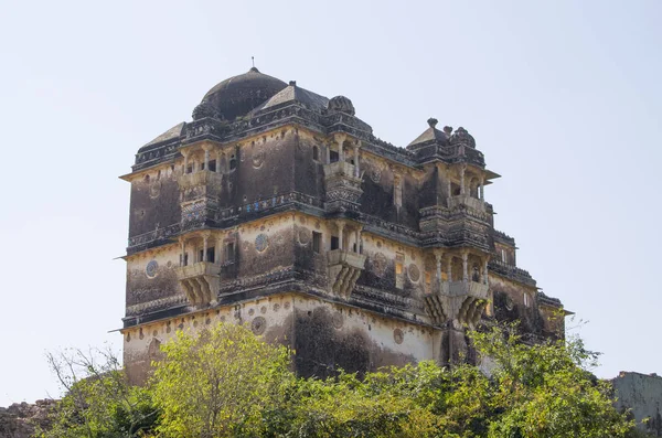 Starożytne świątynie dżinijskie Wielkiej urody architektonicznych w Indiach — Zdjęcie stockowe