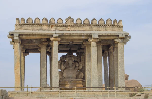 Arquitectura antigua la ciudad de Hampi en la India — Foto de Stock