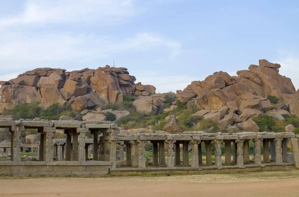 Ruiny starověkého města Hampi architektura v Indii — Stock fotografie