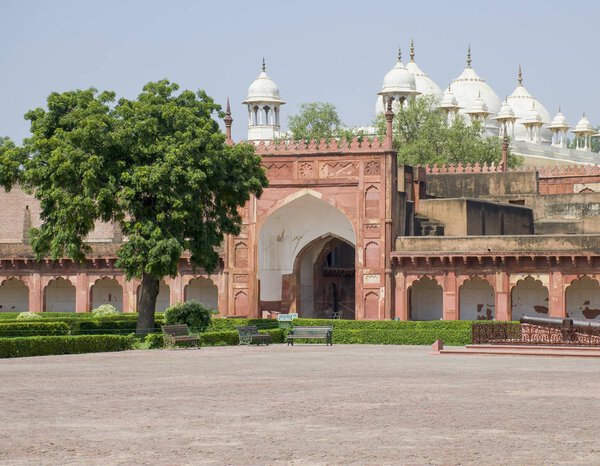 Форт Красный в город Агра в Индии
