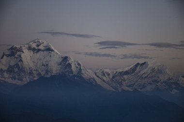 Himalayalar dağları ve Nepal 'in doğuşu