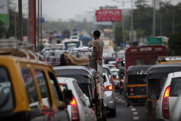 混雑したインドの道路 — ストック写真