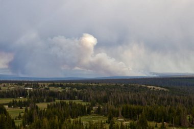 Wyoming de yanan kilit taşı söndürülmesi güç ateş
