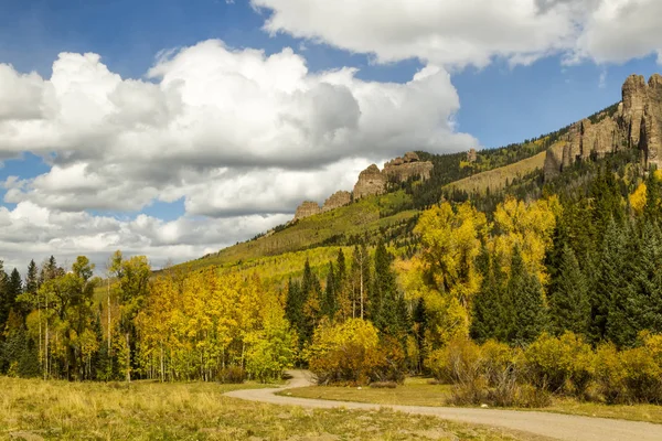 Eulenbachpass in der Herbstsaison — Stockfoto