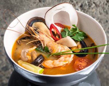 Tom Yum Goong thai soup