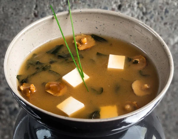 Zupa miso w misce — Zdjęcie stockowe