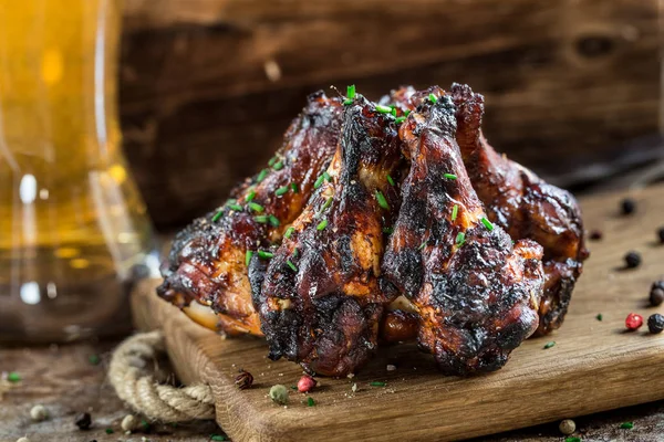 BBQ-kippenvleugeltjes — Stockfoto