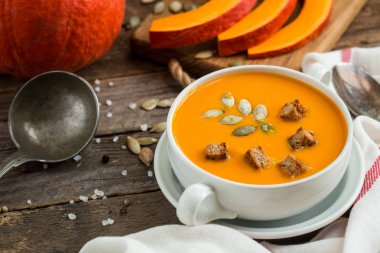 balkabağı çorbası püre