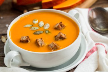 balkabağı çorbası püre